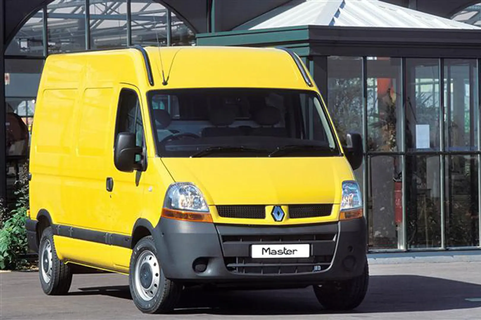 Renault Master Master 2.5 dCi 10.8m3 4