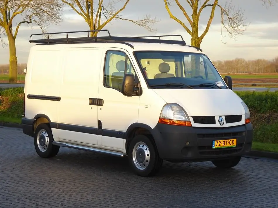 Renault Master Master 2.5 dCi 12.6m3 0