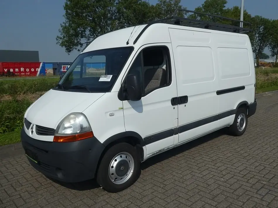 Renault Master Master 2.5 dCi 9.1m3 2