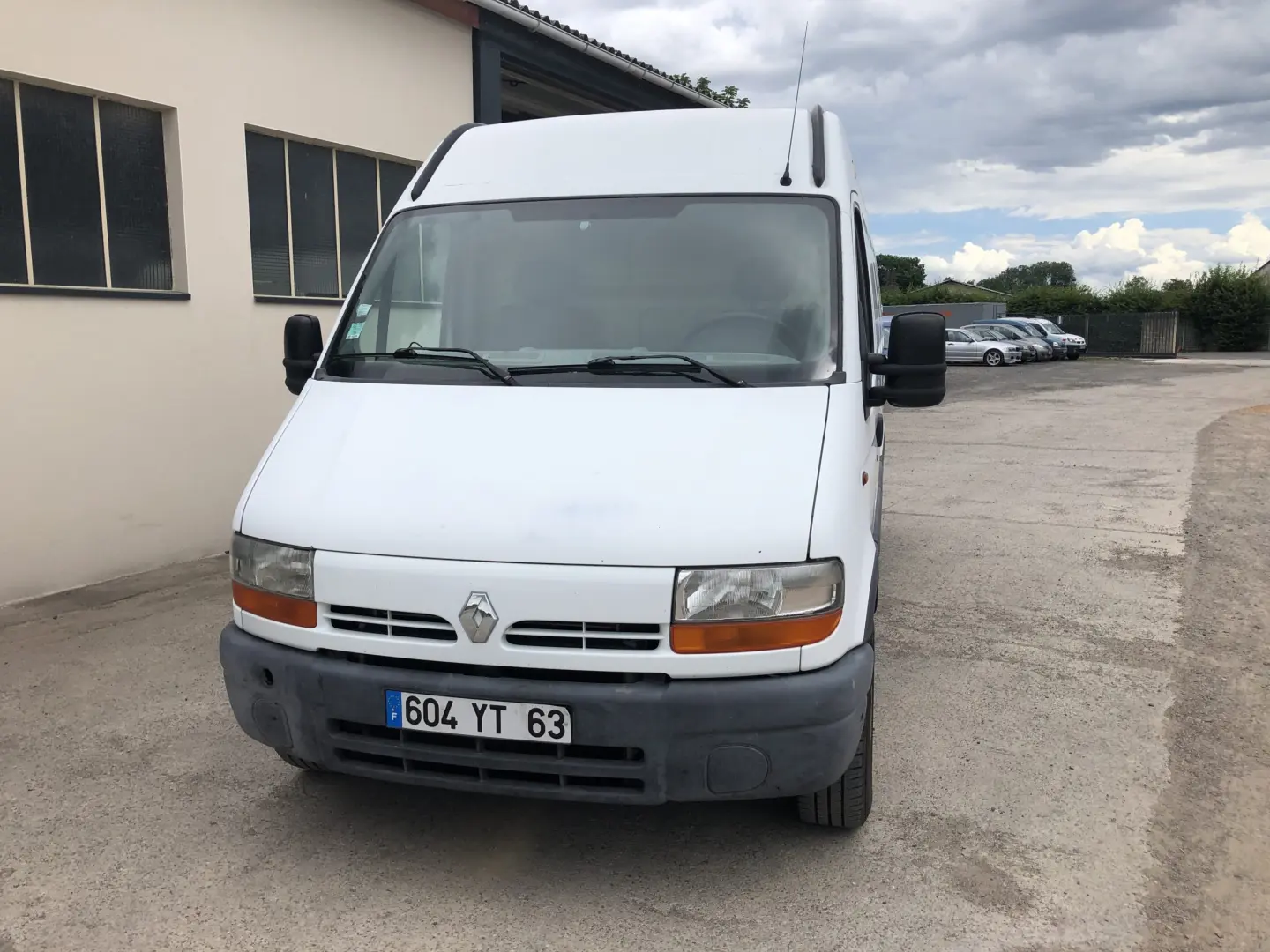 Renault Master Master 2.5 dCi L2H2 10.8 m3 5