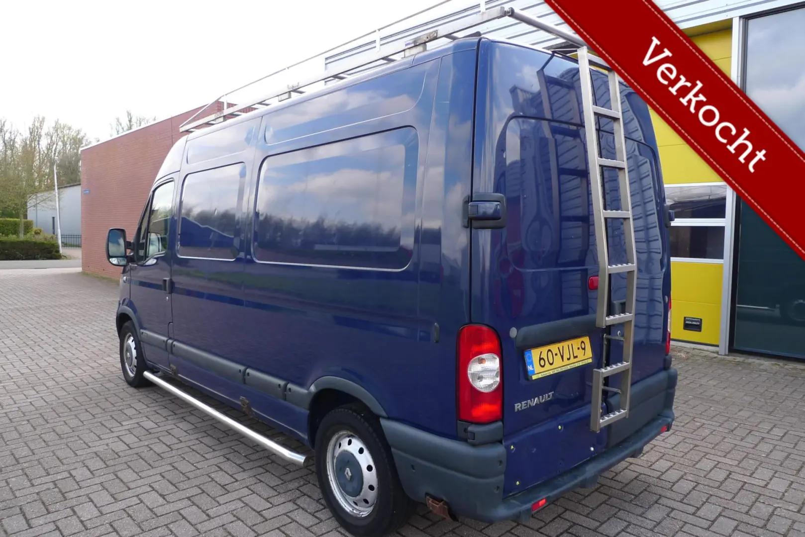 Renault Master Master 2.5 dCi L2H2 10.8 m3 7