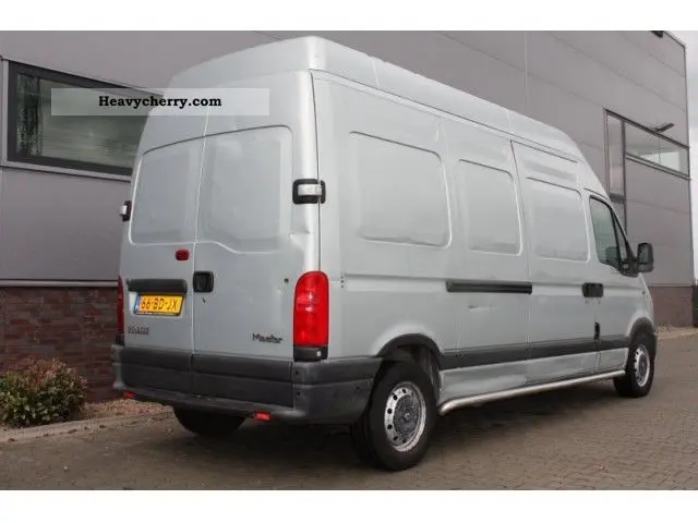 Renault Master Master 2.5 dCi L2H3 3