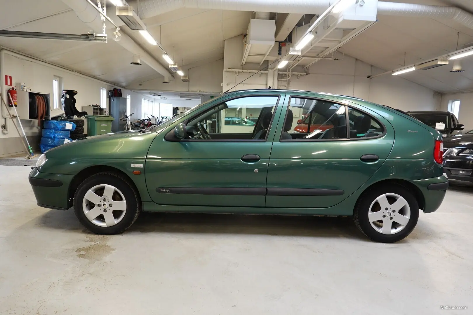 Renault Megane Megane 1.4 Authentique 3