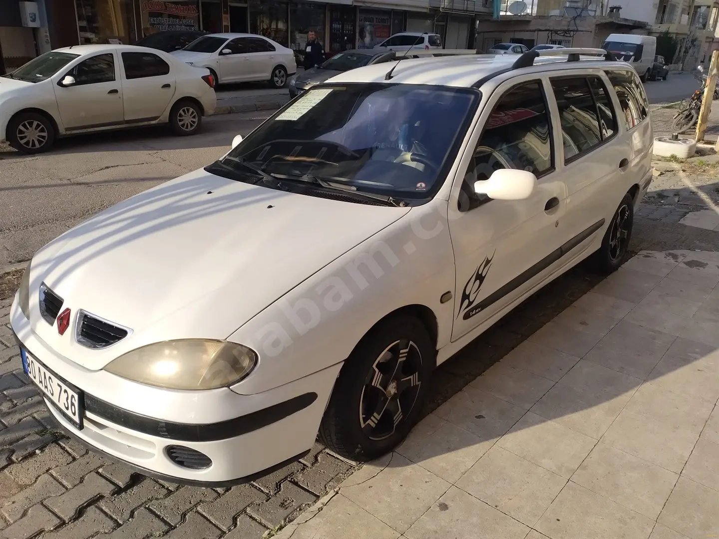 Renault Megane Megane 1.4 Authentique 2