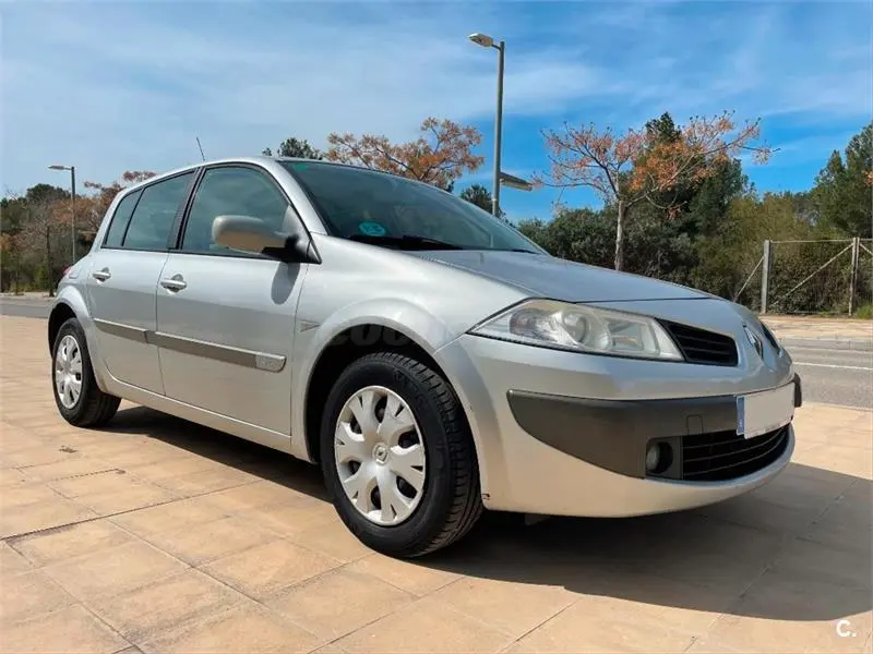 Renault Megane Megane 1.4 Authentique 4