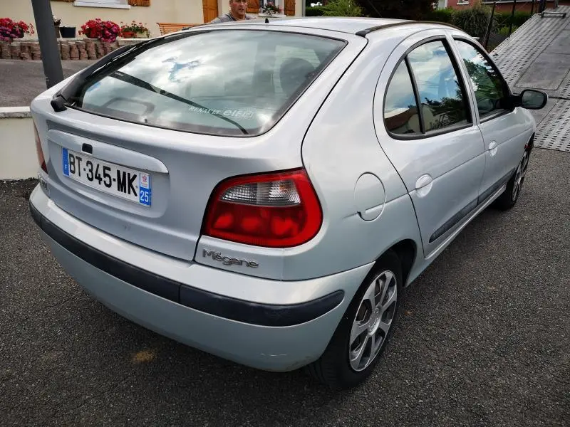 Renault Megane Megane 1.6 Privilege 1