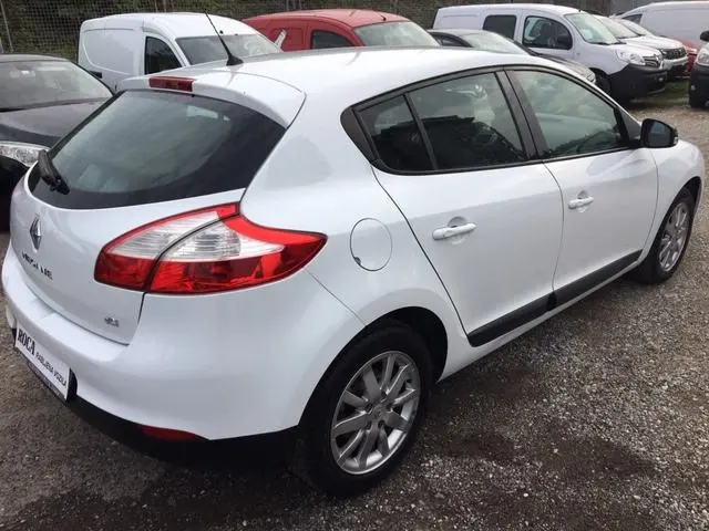 Renault Megane Megane 1.5 DCI Color Edition 4