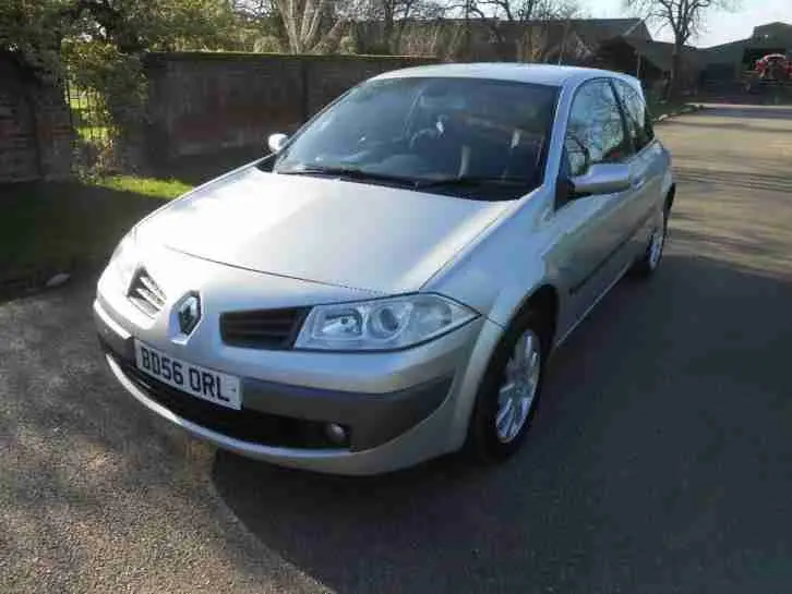Renault Megane Megane 1.6 Dynamique 4