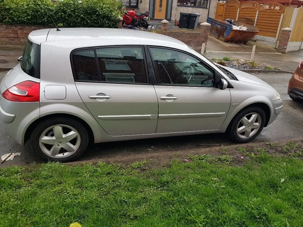 Renault Megane Megane 1.4 Extreme 3