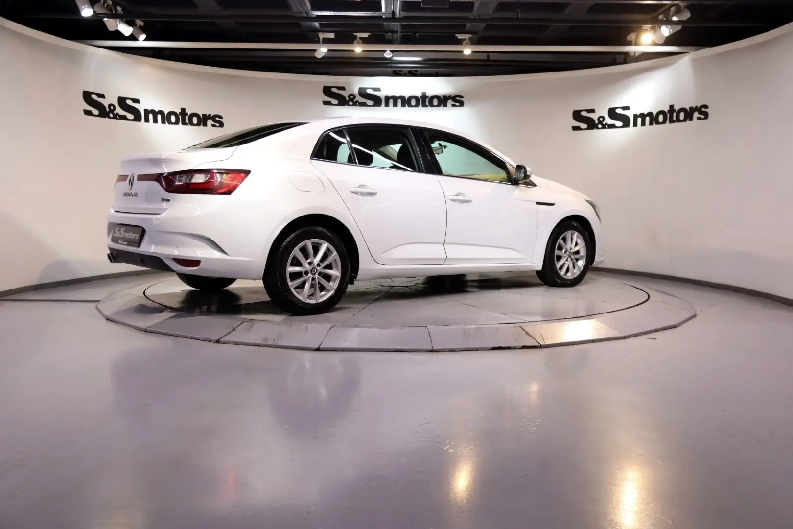 Renault Megane Megane 1.5 DCI Touch EDC 2