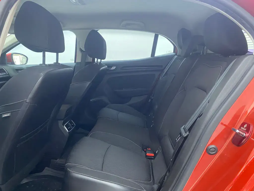 Renault Megane Megane 1.5 DCI Touch EDC 7