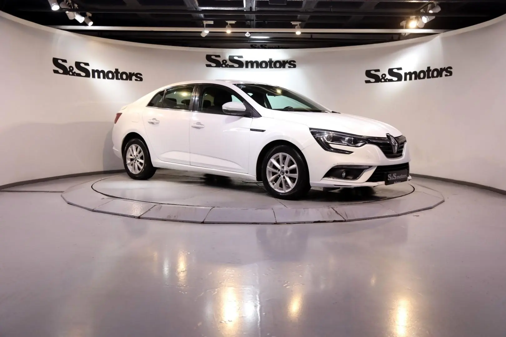 Renault Megane Megane 1.5 DCI Touch EDC 7