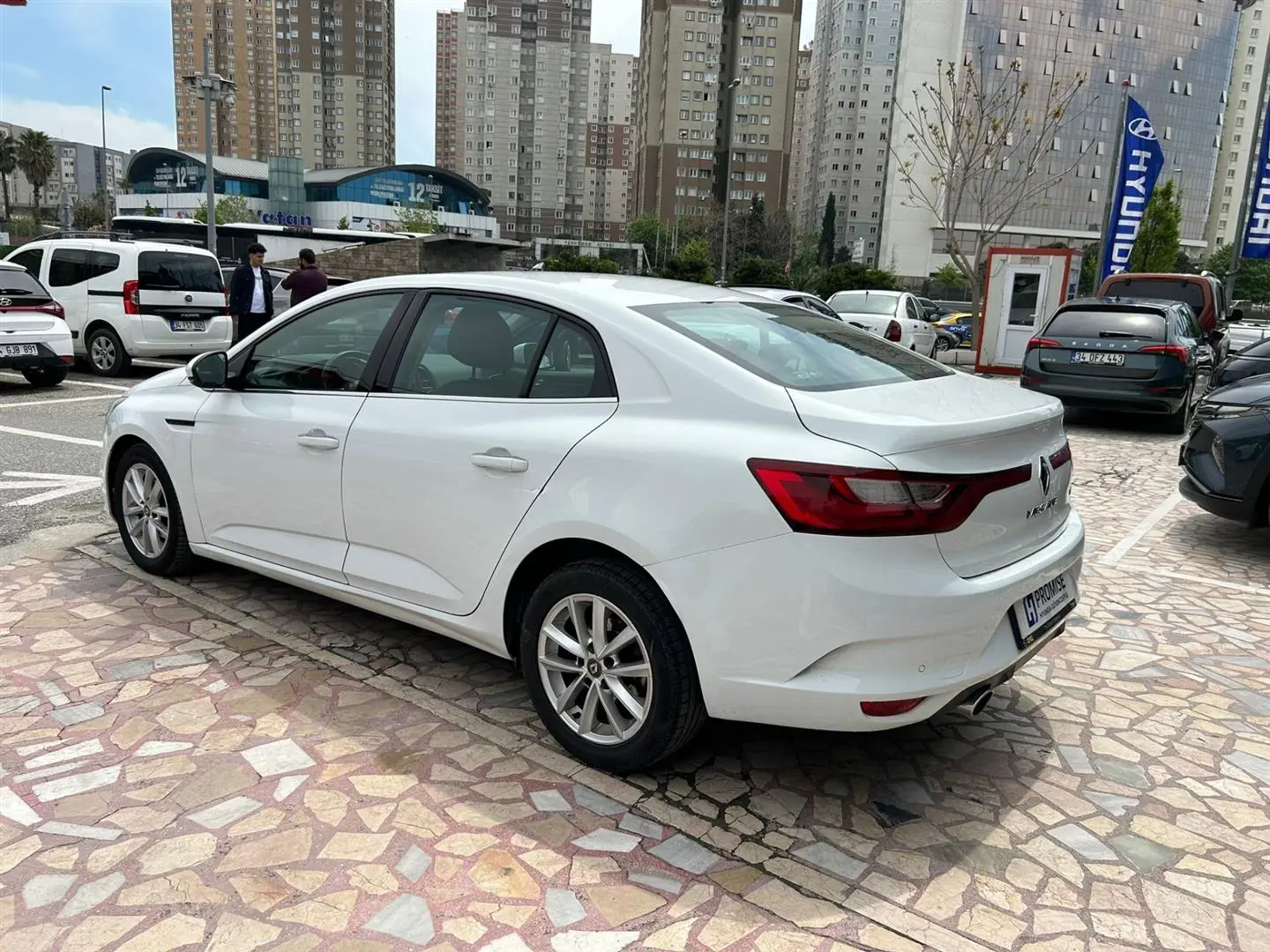Renault Megane Megane 1.5 DCI Touch Plus EDC 4