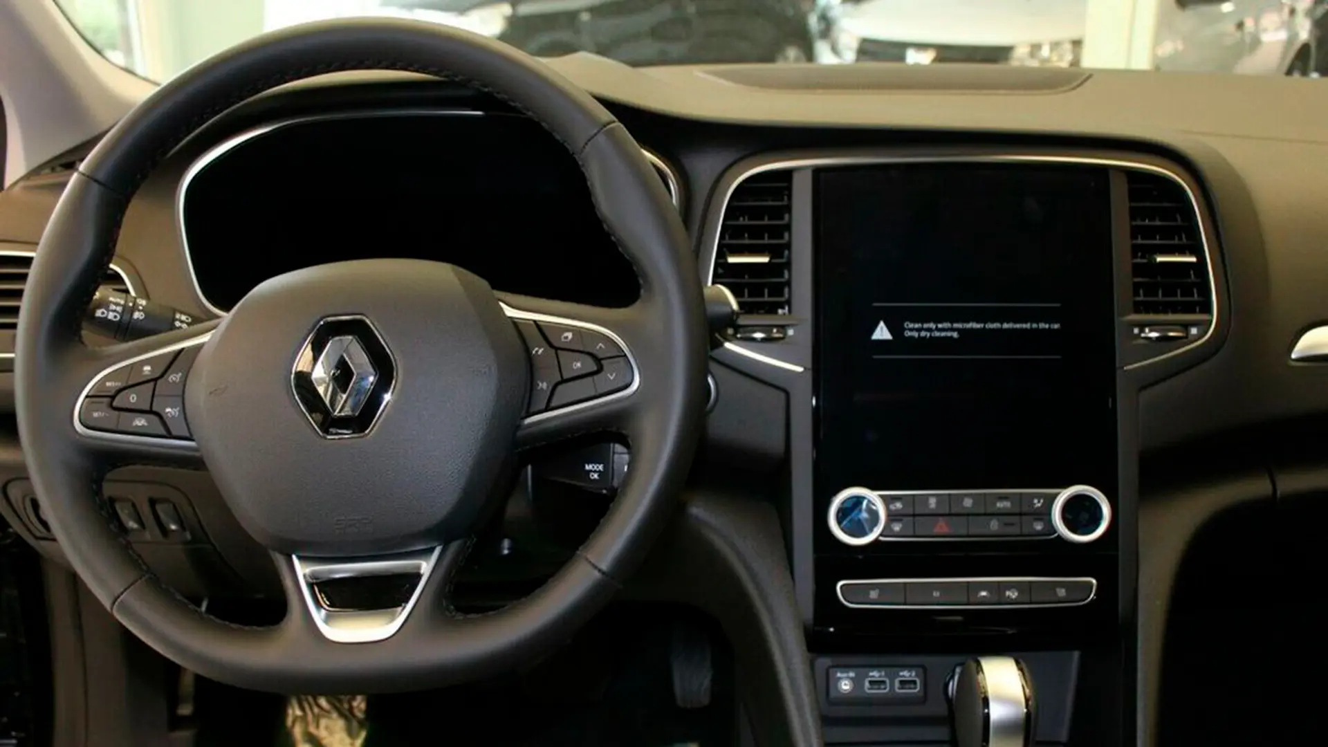 Renault Megane Megane 1.6 Touch CVT 5