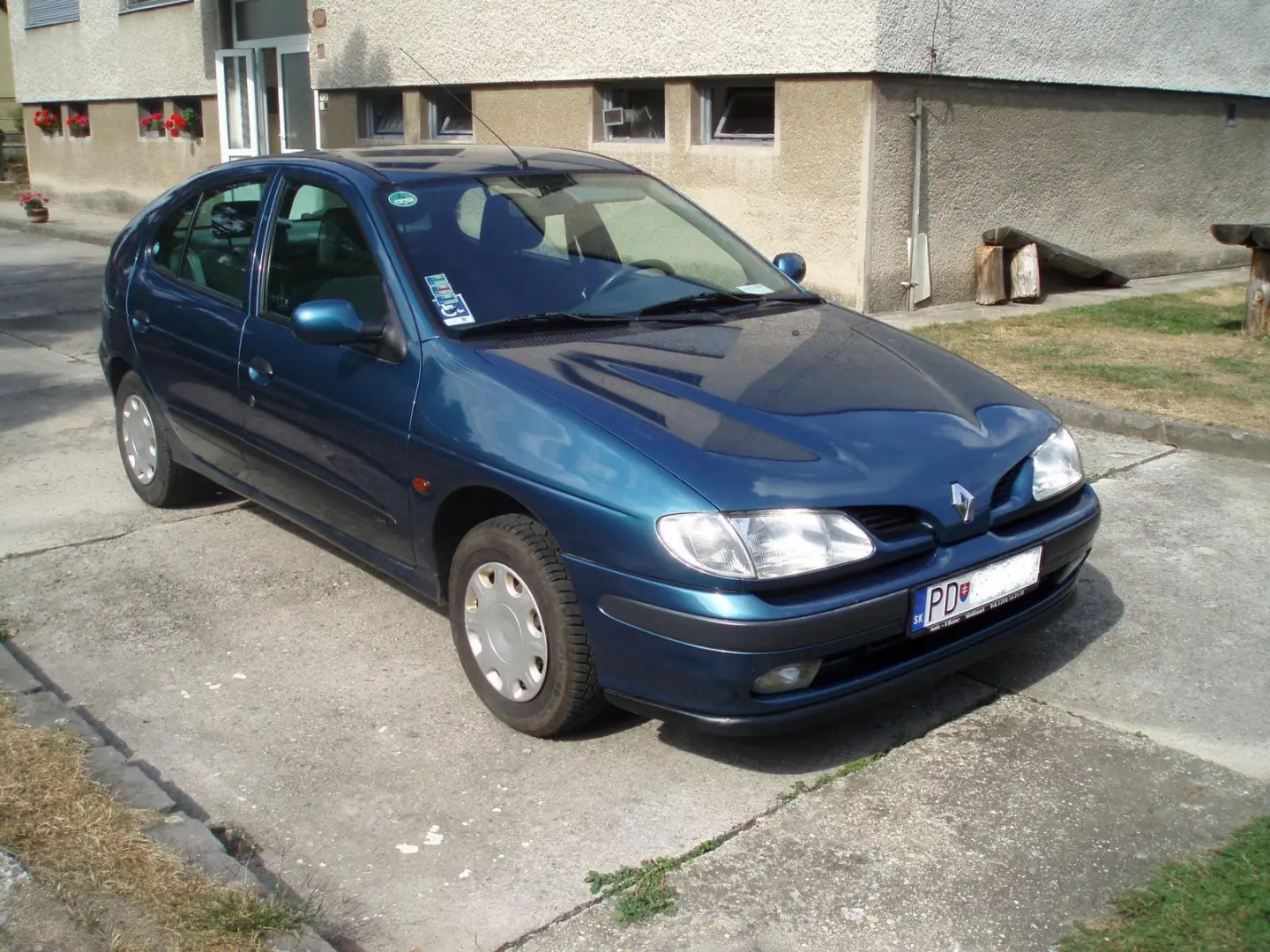 Renault Megane Megane 1.6e RN 6