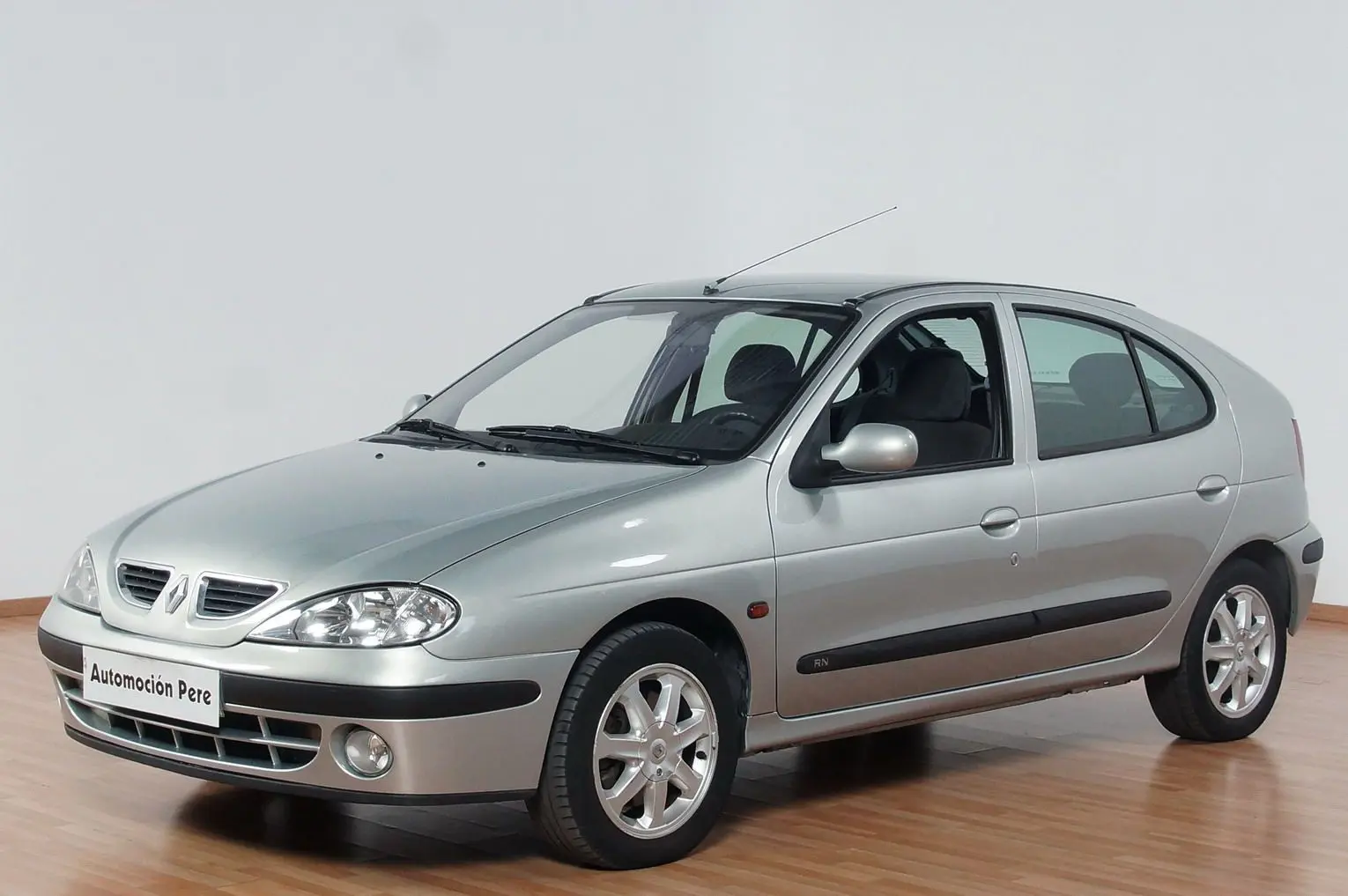 Renault Megane Megane 1.9 DCI Privilege 5