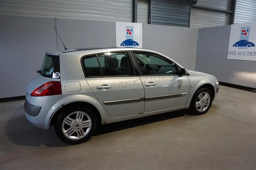 Renault Megane Megane 1.9 DCI Privilege 7