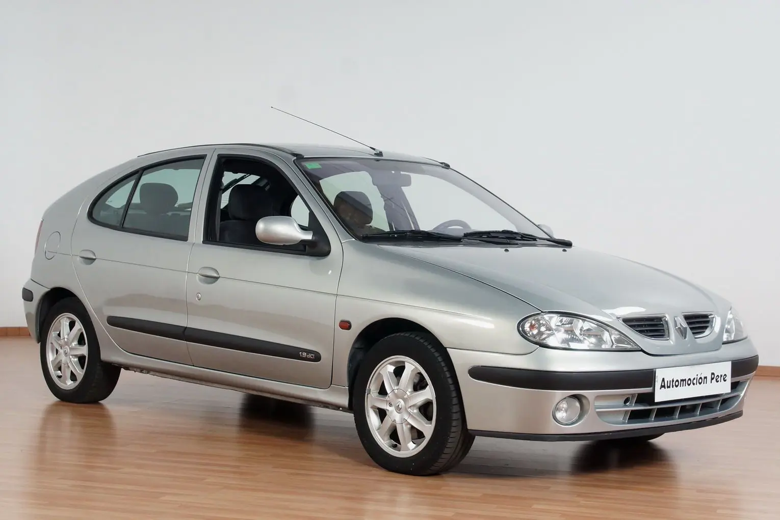 Renault Megane Megane 1.9 DCI Privilege 3