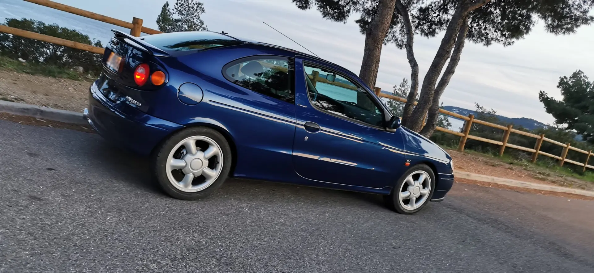 Renault Megane Megane 2.0 16V 1