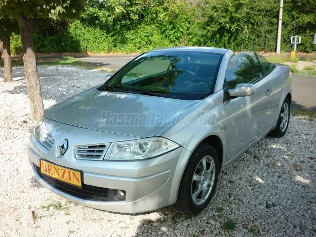 Renault Megane Megane CC 2.0 Privilege Plus 3