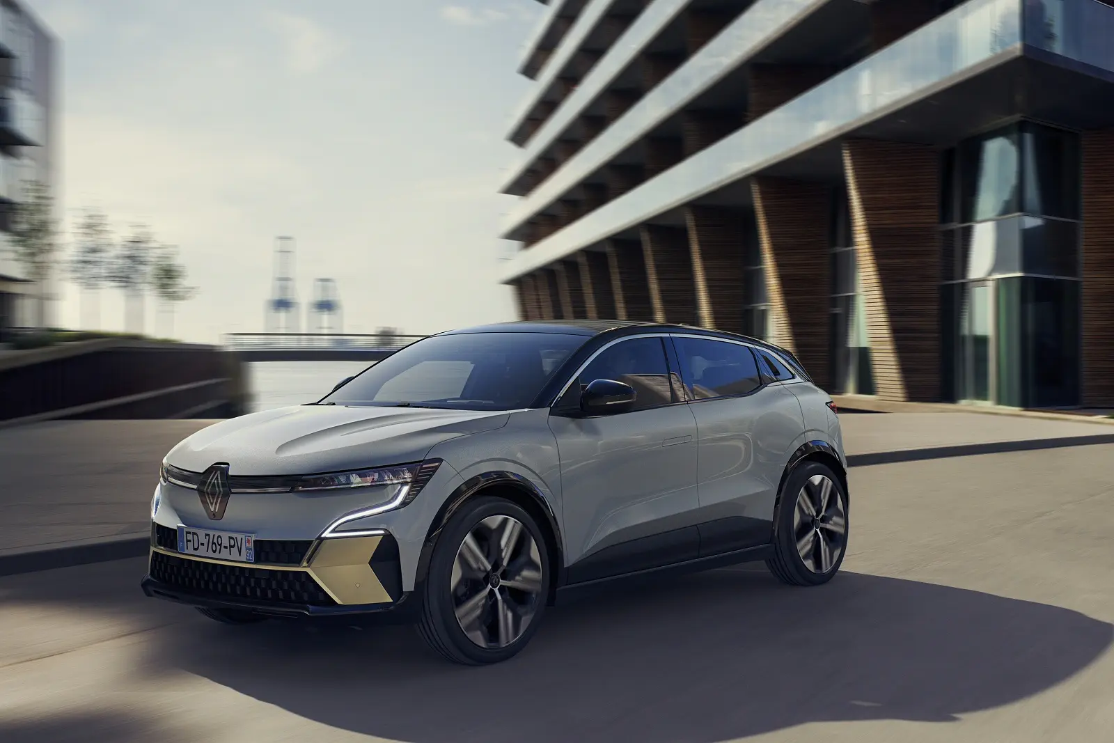 Renault Megane E-Tech Megane E-Tech Iconic EV60 0