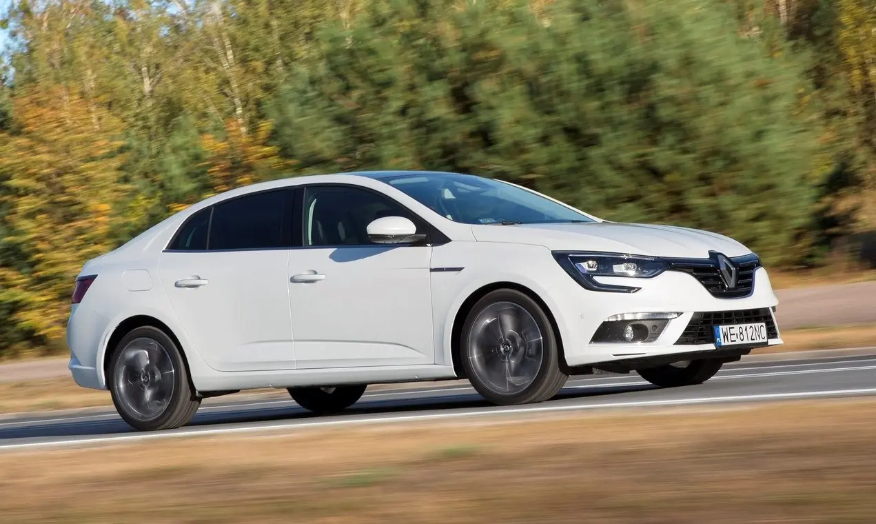 Renault Megane Megane Sedan 1.3 TCe Touch EDC 3