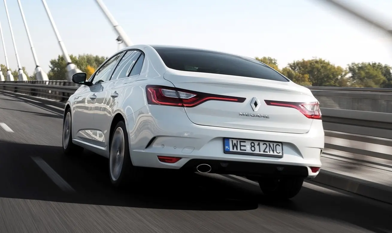Renault Megane Megane Sedan 1.3 TCe Touch EDC 0