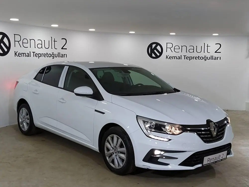 Renault Megane Megane Sedan 1.3 TCe Joy EDC 4