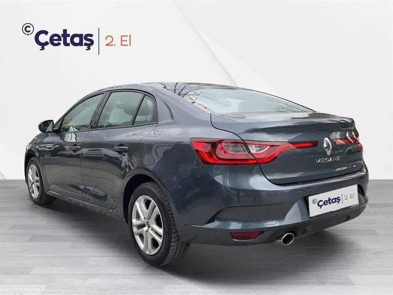 Renault Megane Megane Sedan 1.3 TCe Touch EDC 1