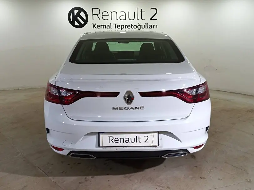 Renault Megane Megane Sedan 1.3 TCe Joy EDC 5