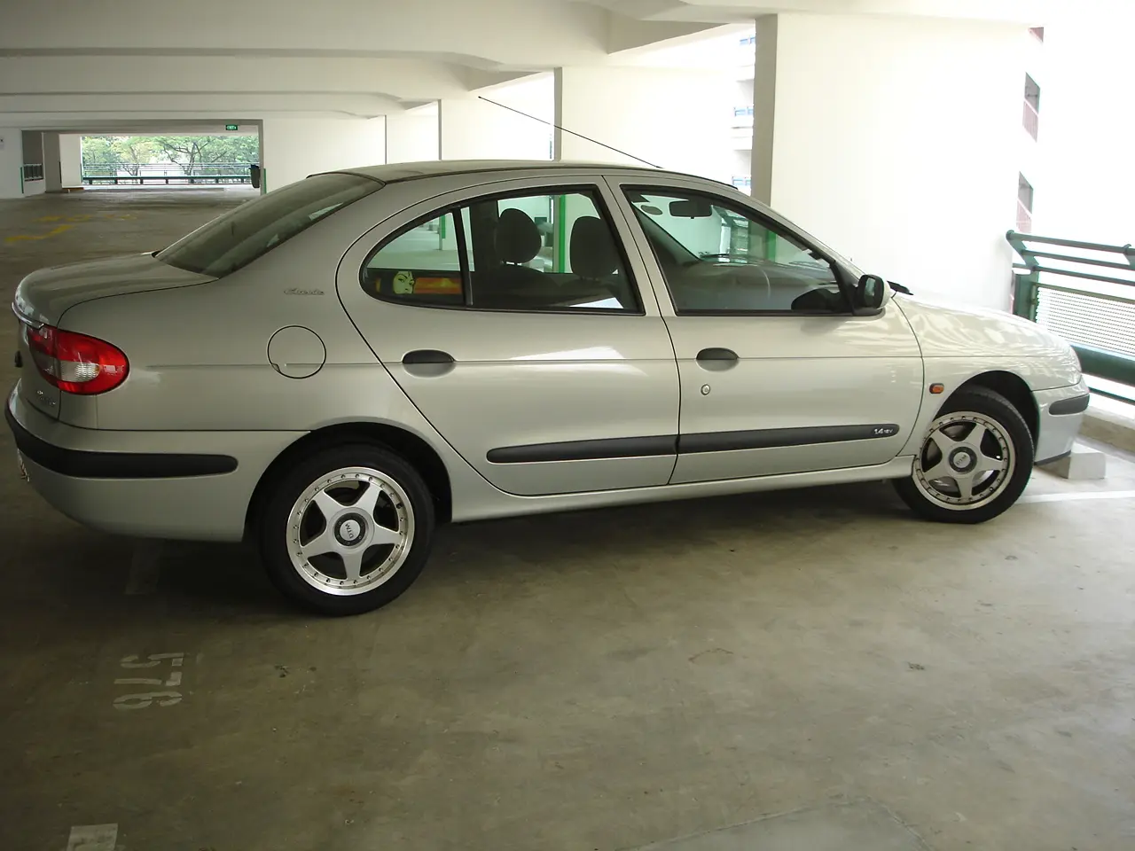 Renault Megane Megane Sedan 1.6 16V Alize 2