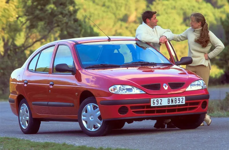 Renault Megane Megane Sedan 2.0 RXT 1
