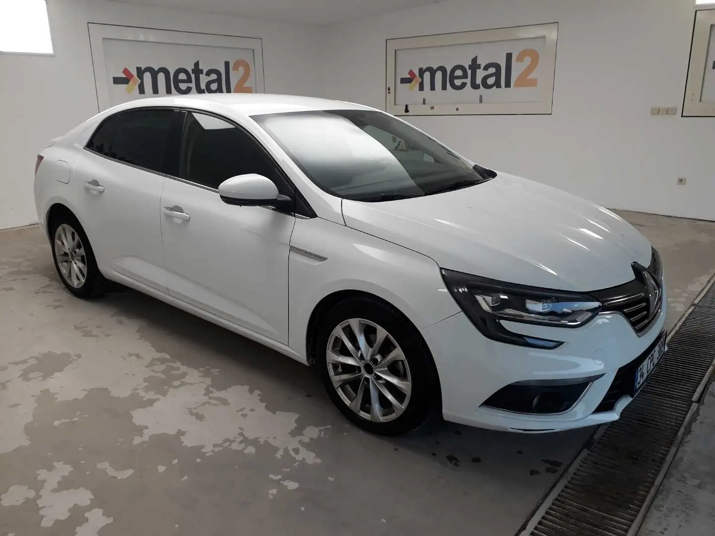 Renault Megane Megane Sedan 1.5 BluedCi Icon 5