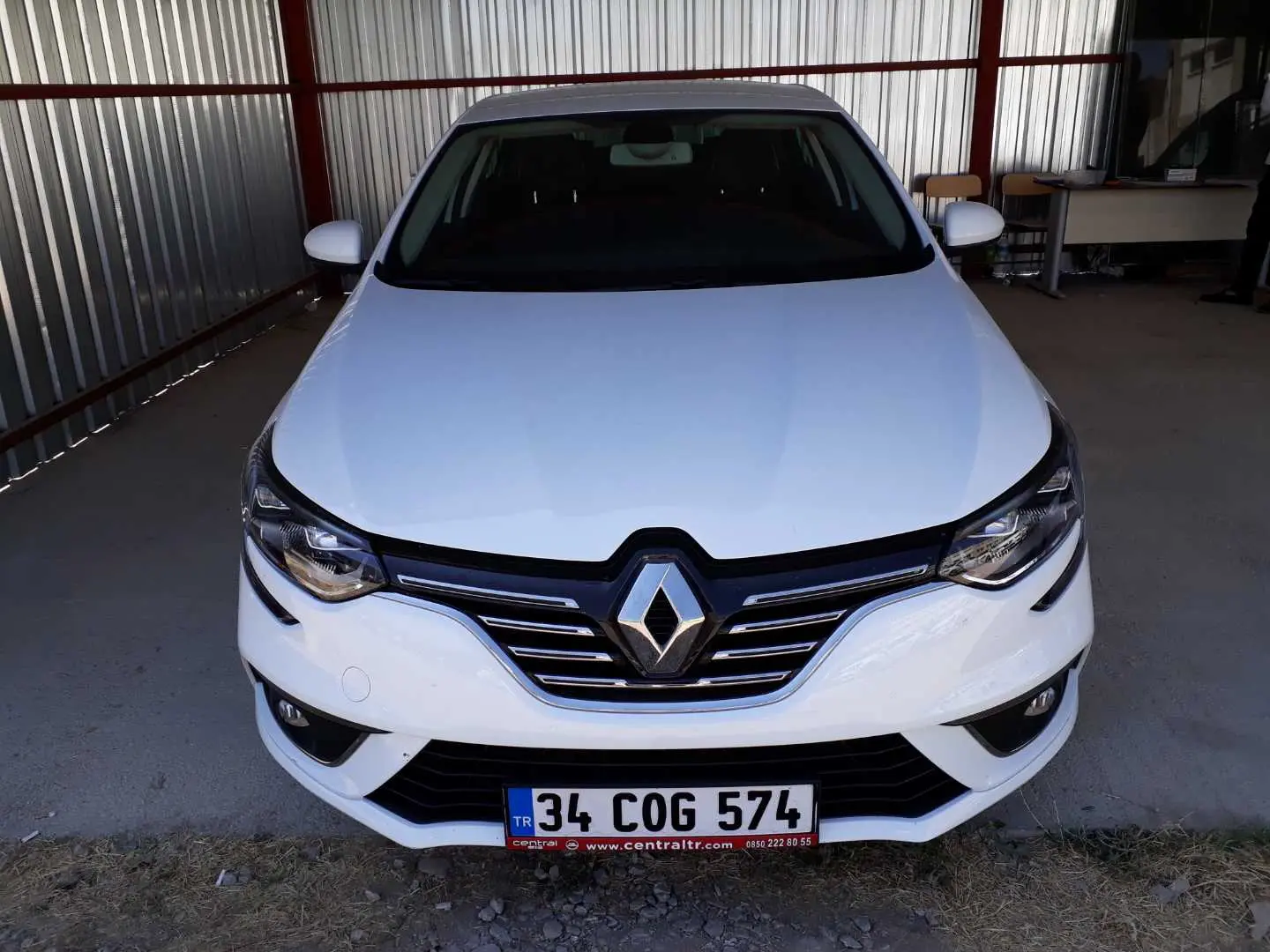 Renault Megane Megane Sedan 1.5 BluedCi Icon EDC 7