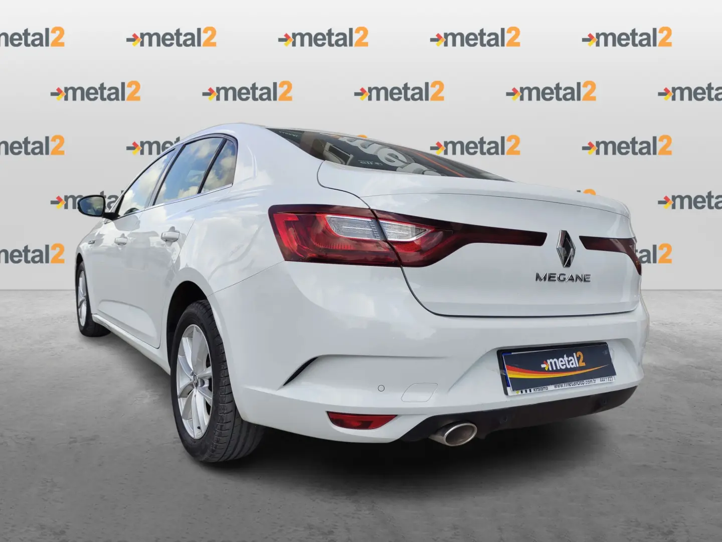 Renault Megane Megane Sedan 1.5 BluedCi Touch EDC 3