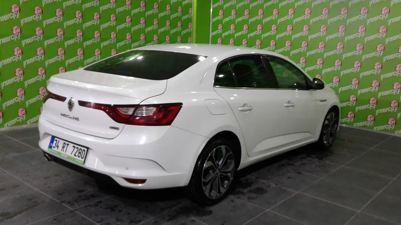 Renault Megane Megane Sedan 1.5 DCI Icon EDC 6