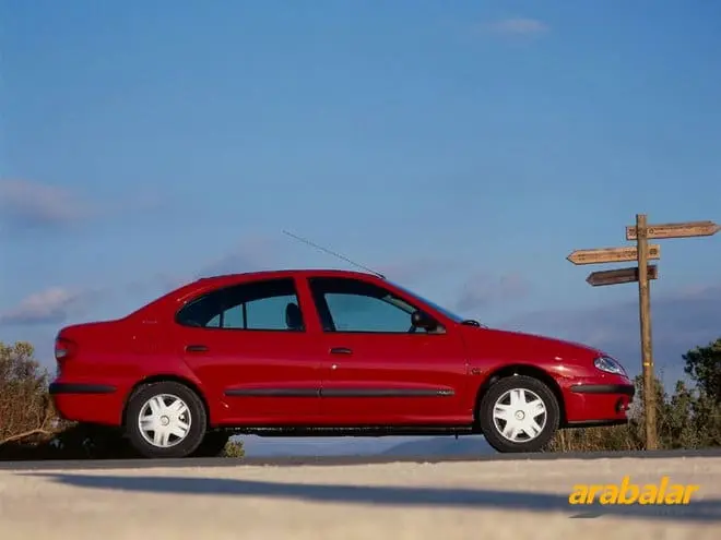 Renault Megane Megane Sedan 1.6 16V Authentique 5