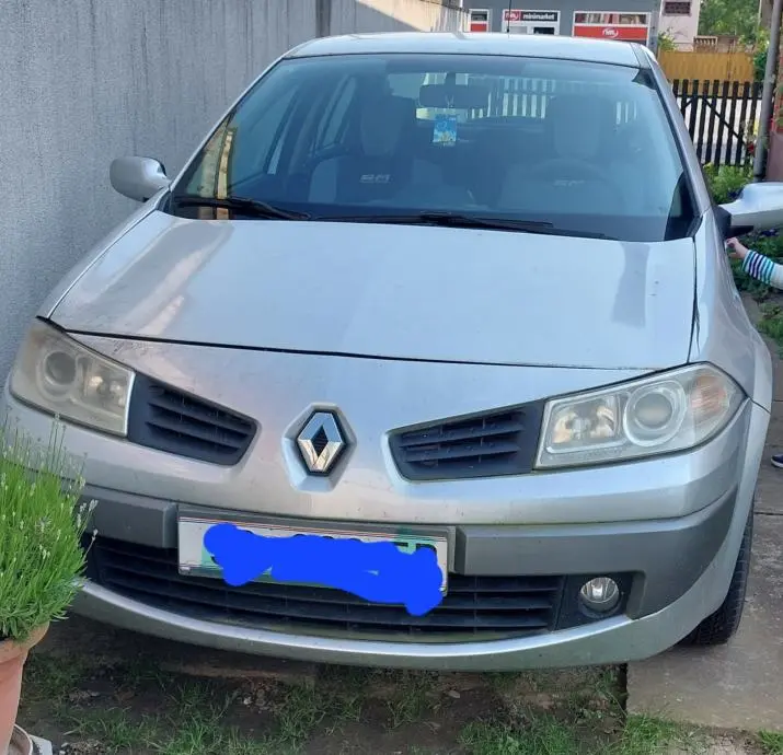 Renault Megane Megane Sedan 1.6 16V Authentique Baz 5