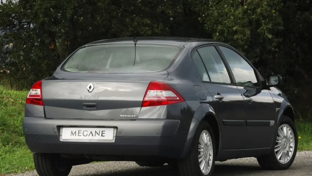 Renault Megane Megane Sedan 1.6 16V Expression 6