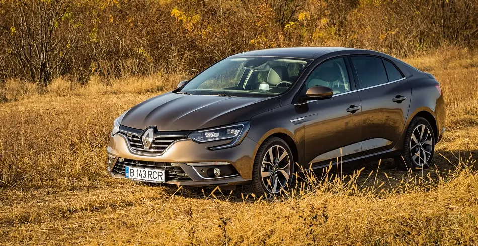 Renault Megane Megane Sedan 1.6 16V Panorama Edition 5