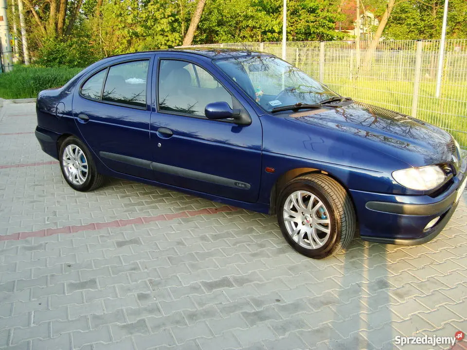 Renault Megane Megane Sedan 1.6 RTA 2