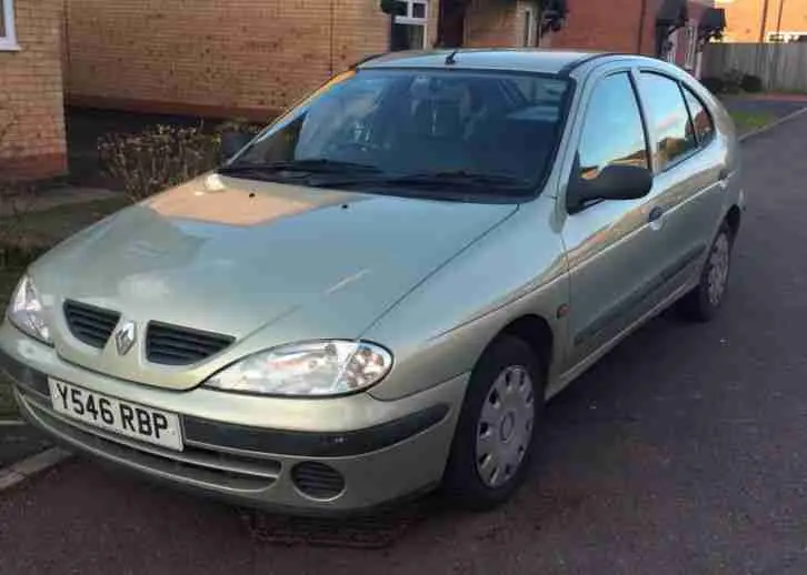 Renault Megane Megane Sedan 1.9 DCI Authentique 5