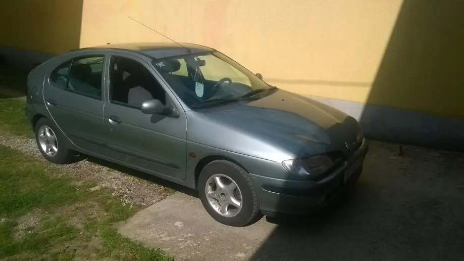 Renault Megane Megane Sedan 1.9 DTİ RXE 1