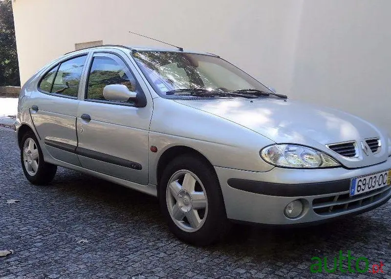 Renault Megane Megane Sedan 1.9 DTI RXE 2