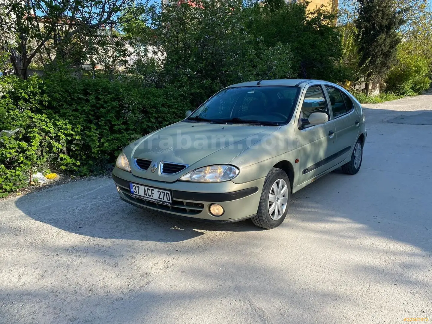 Renault Megane Megane Sedan 1.9 DTI RXE 4