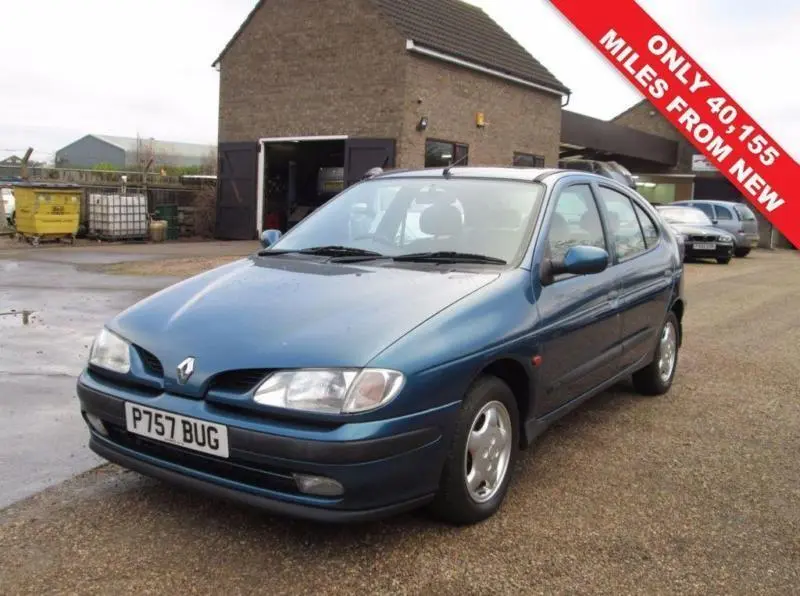 Renault Megane Megane Sedan 2.0 RXE 0