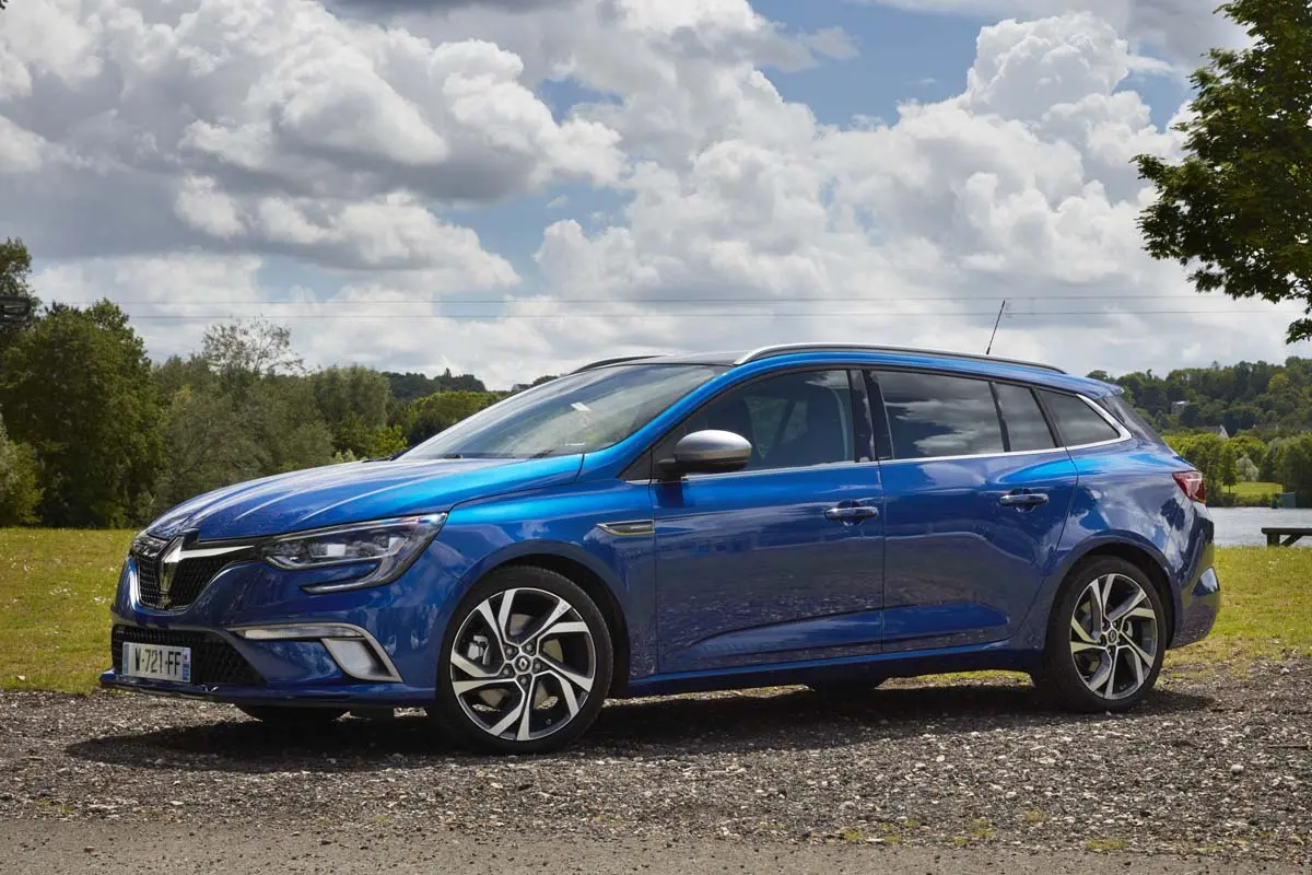 Renault Megane Megane Sport Tourer 1.5 DCI GT-Line EDC 5