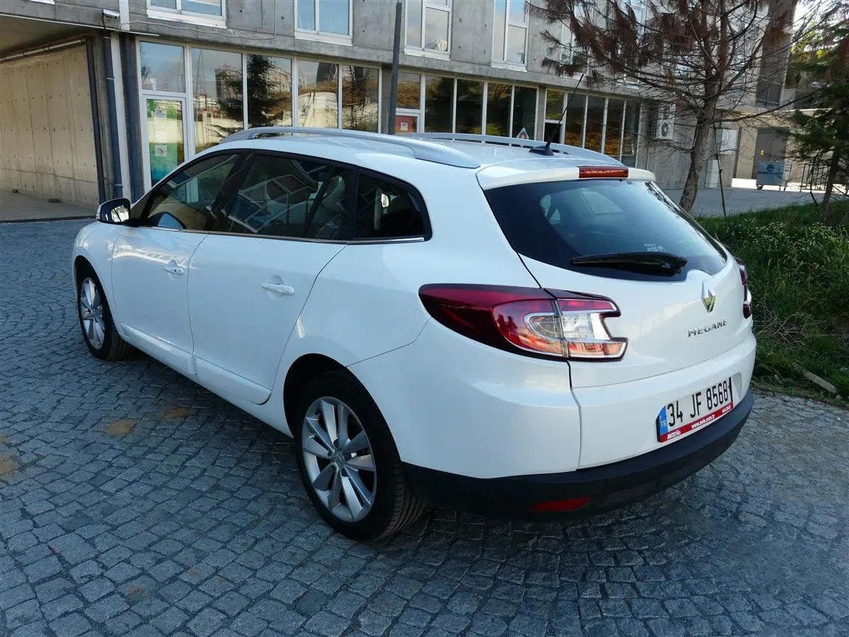 Renault Megane Megane Sport Tourer 1.5 DCI Privilege 2
