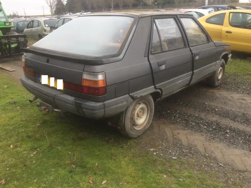 Renault  R11 1.4 TL 5