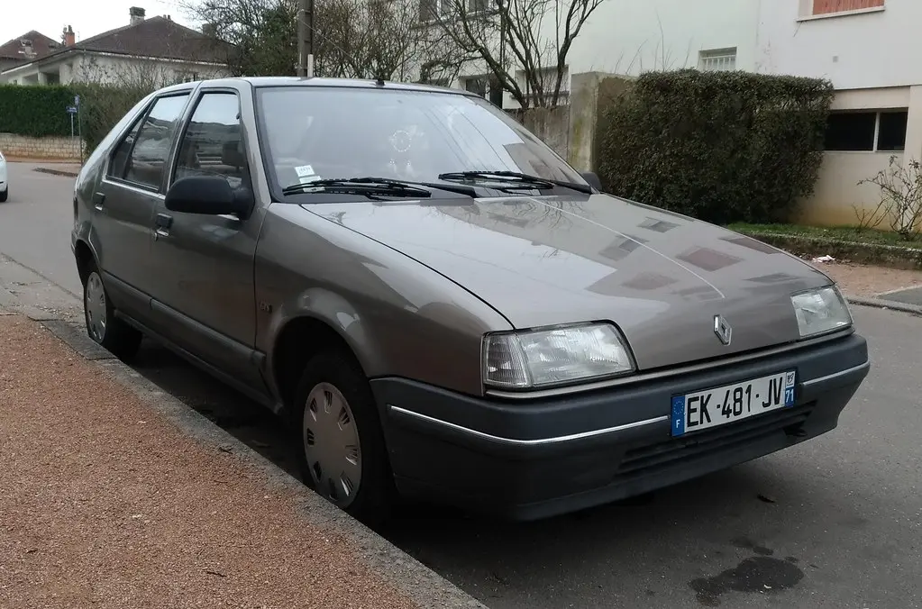 Renault  R19 1.4 TSE 5